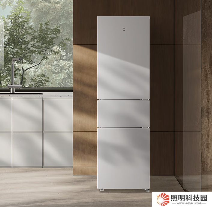 小米米家冰箱三門 215L 上市：五檔電子調溫，899 元